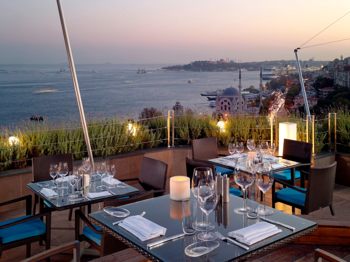 Rooftop restaurant overlooking the Bosphorus in Istanbul
