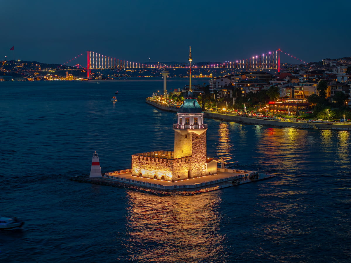Maiden's Tower with the Bosphorus Bridge in Istanbul at night